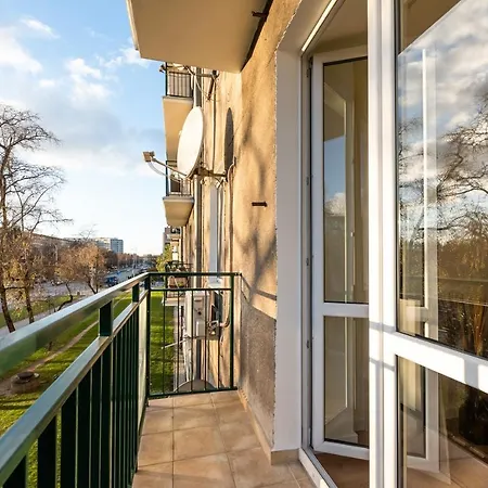 Ochota Sunny By Bookinghost Апартаменты