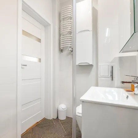 Ochota Sunny By Bookinghost Lägenhet Warszawa