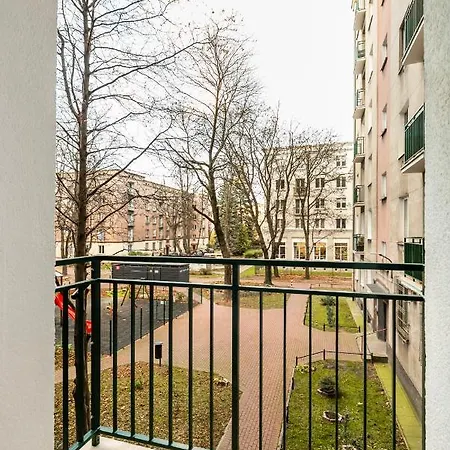 Ochota Sunny By Bookinghost Apartamento